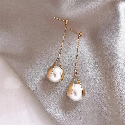 Gold Pearl Earrings