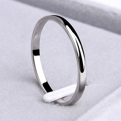 Simple ring made of gold and silver