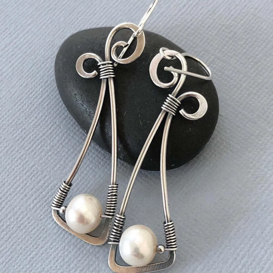 Vintage sterling silver pearl earrings