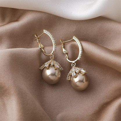 Malia Pearl Earrings