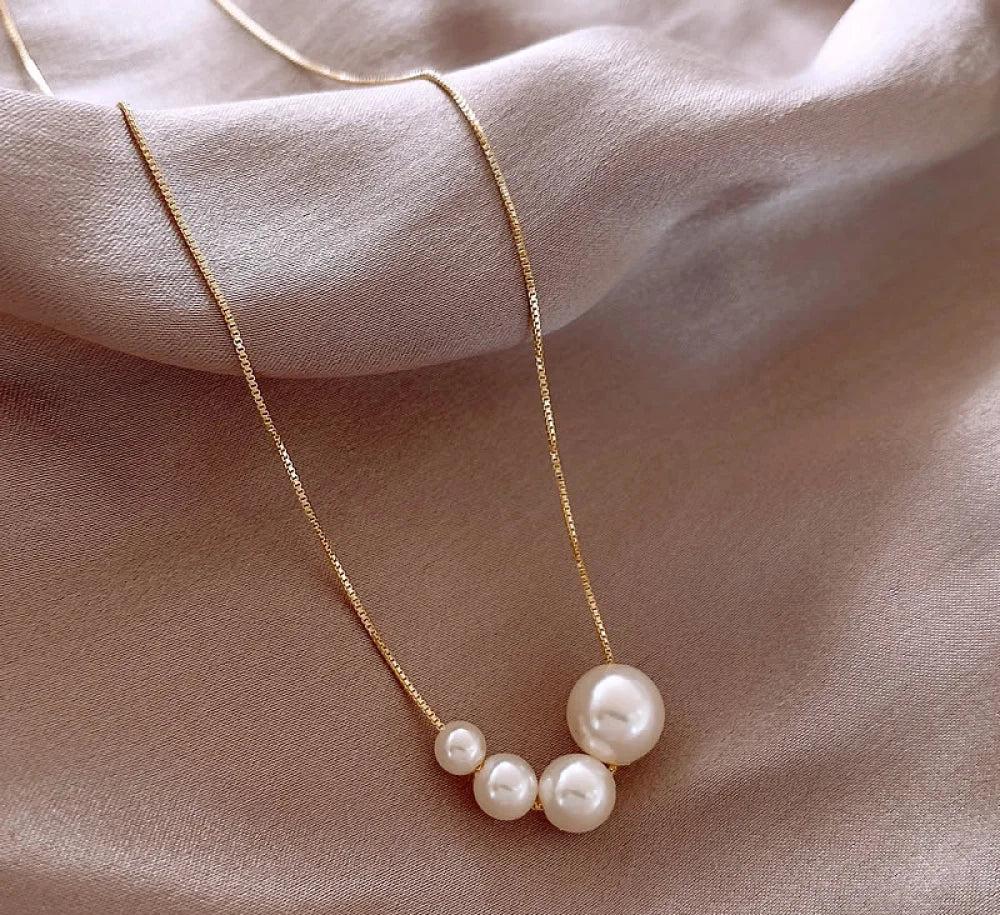 Gold freshwater pearl necklace