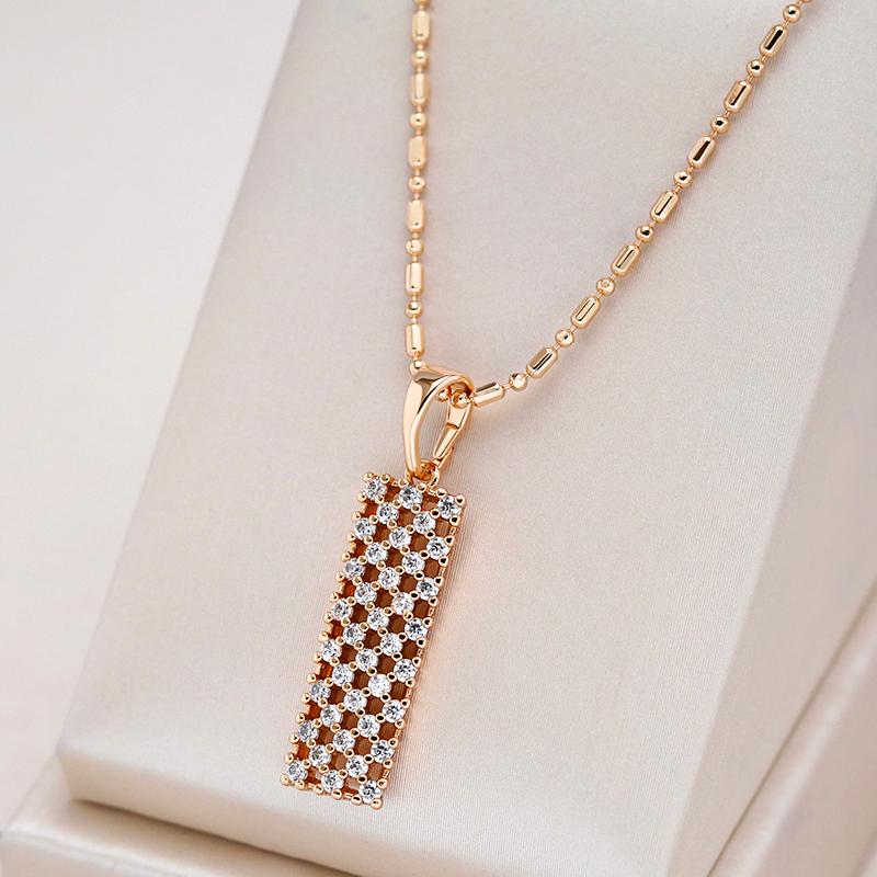 Gold-plated zirconia necklace