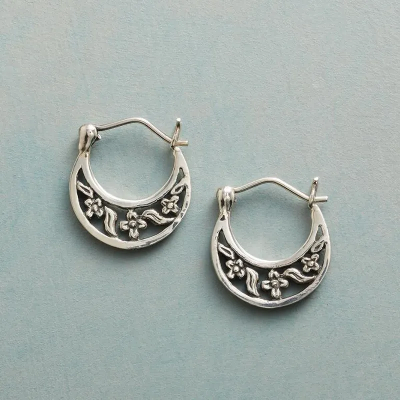 Silver-Plated Vintage Earrings with Flowers