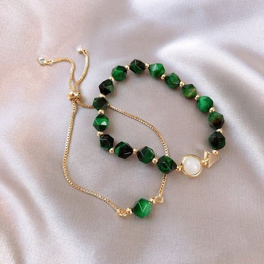 Elegant green bracelets