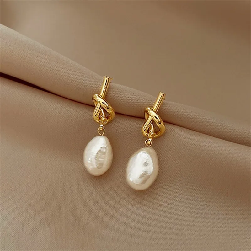 Elegant Baroque Pearl Earrings in Gold