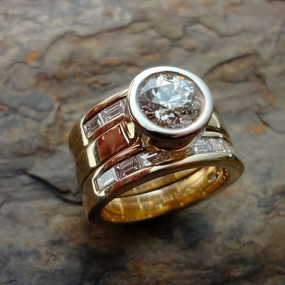 Vintage ring made of laminated glass