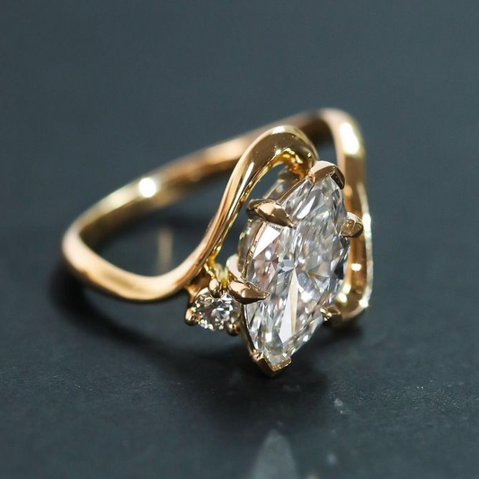 Vintage Gold Crystal Ring